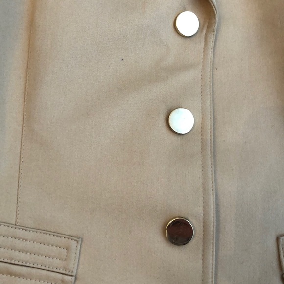 Beige Tahari Blazer - Picture 3 of 8